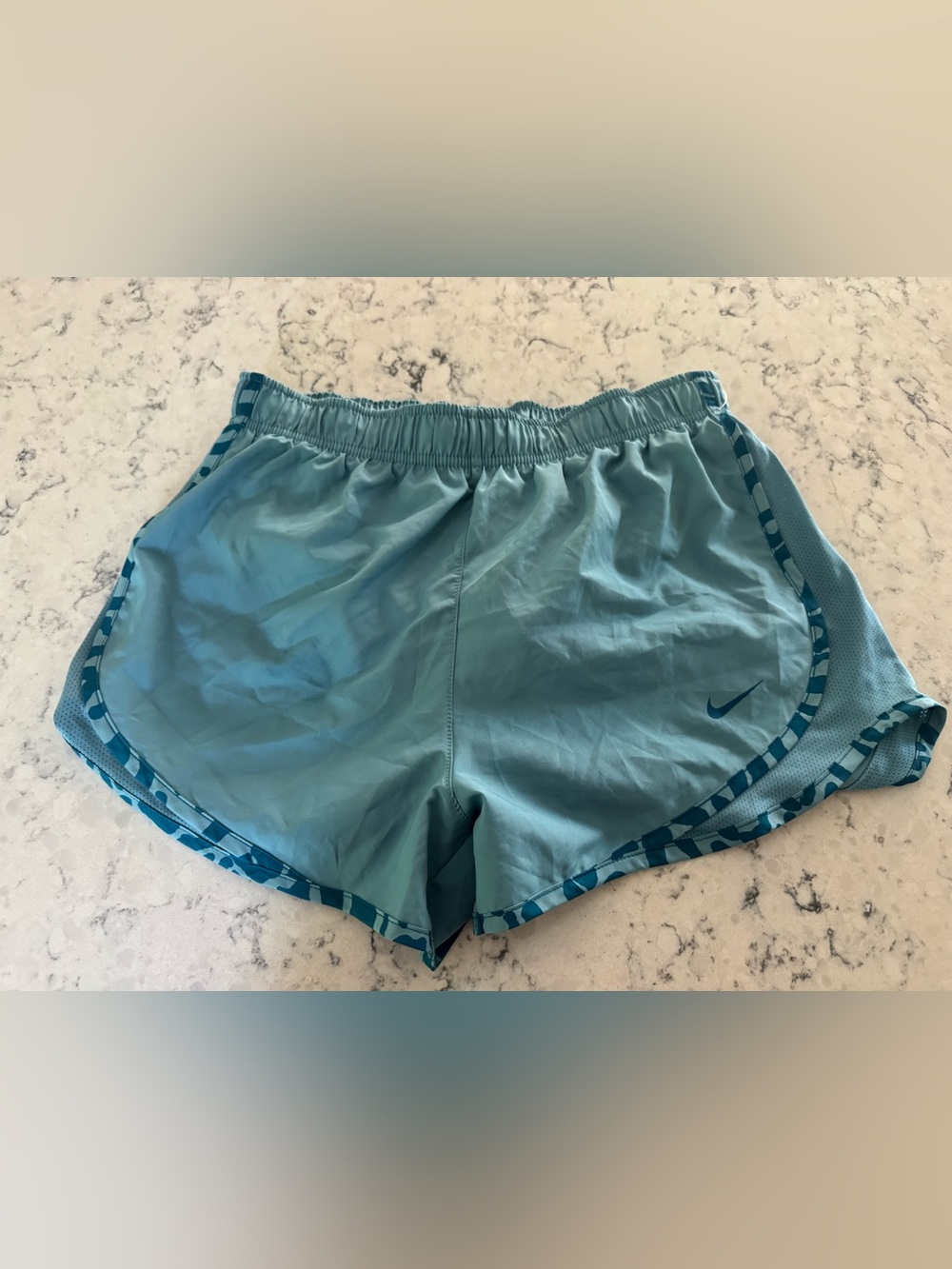 Nike Women’s Running /Athletic Shorts 
Women’s Small Lined Drawstring